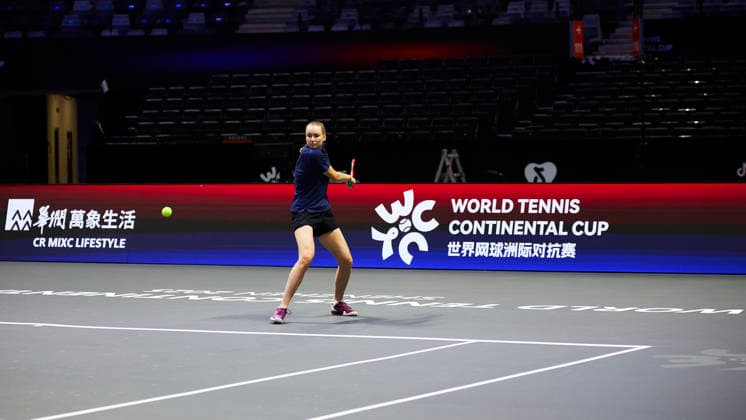 SHENZHEN, CHINA - DECEMBER 25: Elena Rybakina of Kazakhstan attends a training session of the 2025 World Tennis Continental Cup on December 25, 2025 in Shenzhen, Guangdong Province of China.  Copyright: xVCGx 111612020179