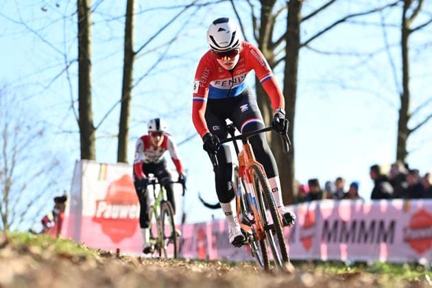 UCI Cyclocross World Cup 2025-2026 Gavere GAVERE, BELGIUM - DECEMBER 26 : Pieterse Puck (NED) of Fenix-Deceuninck during the 7th leg of the Gavere UCI Cyclocross World Cup 2025-2026 a cyclocross race for Women Elite on December 26, 2025 in Gavere, Belgium, 26 12 2025 ( Gavere Belgium  Copyright: xBcex