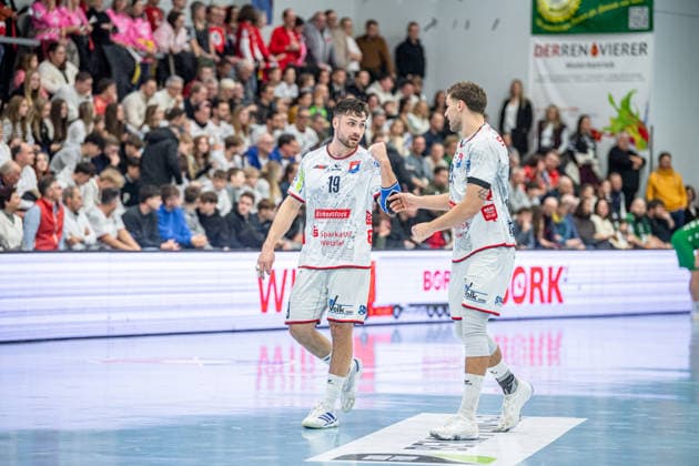 2. Handball Bundesliga; TV Hüttenberg - Eulen Ludwigshafen, 26.12.25 Vit Reichl (TV Hüttenberg, 19), Leif Haack (TV Hüttenberg, 20) 2. Handball Bundesliga; TV Hüttenberg - Eulen Ludwigshafen: Hüttenberg, 26.12.25 Copyright: xBEAUTIFULxSPORTS Roeczeyx