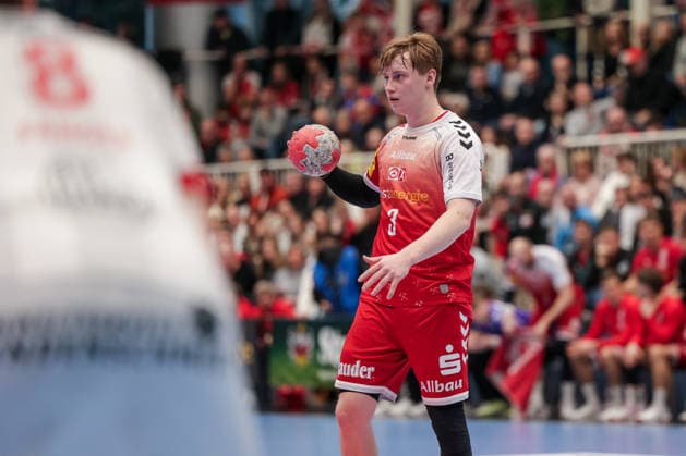 26.12.2025, Handball, Saison 2025 2026, 2. Handball Bundesliga, 17. Spieltag, TuSEM Essen - TuS Ferndorf, Felix Mart (TuSEM Essen), Essen Am Hallo NRW Deutschland xRHR-FOTO DEx Copyright: DennisxEwert RHR-FOTOx RHR-FOTO DE