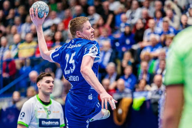 Niels Gerardus Versteijnen (TBV Lemgo Lippe, 25) im Torwurf GER, TBV Lemgo Lippe vs. HSG Wetzlar, Handball, 1. Bundesliga, 19. Spieltag, Spielzeit 2025 2026, 26.12.2025 GER, TBV Lemgo Lippe vs. HSG Wetzlar, Handball, 1. Bundesliga, 19. Spieltag, Spielzeit 2025 2026, 26.12.2025 Lemgo Copyright: xEibner-Pressefoto JanxRollingerx EP_JSK