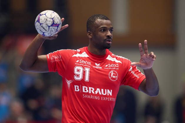 26.12.2025, xtgx, Handball Daikin HBL MT Melsungen - TVB Stuttgart emspor, v.l. Sadou Ntanzi (Melsungen, 91) am Ball, plays the ball Kassel
