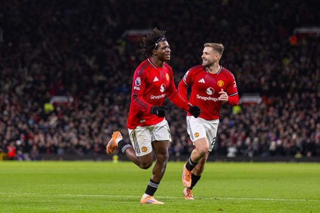 Football - FA Premier League - Manchester United, ManU FC v Newcastle United FC MANCHESTER, ENGLAND - Boxing Day, Friday, December 26, 2025: Manchester United s Patrick Dorgu celebrates after scoring the first goal during the FA Premier League match between Manchester United FC and Newcastle United at Old Trafford. (Photo by David Rawcliffe Propaganda) MANCHESTER Old Trafford GREATER MANCHESTER ENGLAND  Copyright: xDavidxRawcliffex P2025-12-26-Man_U_Newcastle-20