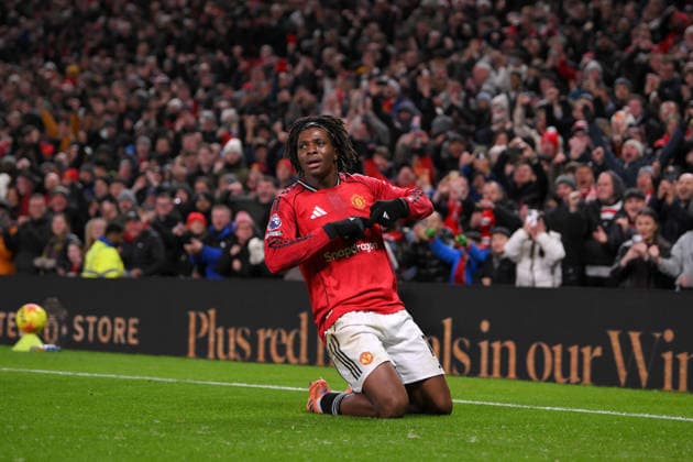 Manchester United, ManU v Newcastle United, Premier League Manchester United s Patrick Dorgu celebrates scoring the first goal during the Manchester United v Newcastle United English Premier League match at Old Trafford, Manchester, England on 26 December 2025 Credit: Gary Oakley Every Second Media Editorial use only. All images are copyright Every Second Media Limited. No images may be reproduced without prior permission. All rights reserved. Premier League and Football League images are subject to licensing agreements with Football DataCo Limited. see https: www.football-dataco.com Copyright: xIMAGO EveryxSecondxMediax ESM-1723-0031 GaryxOakleyx xEveryxSecondxMediax