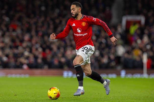 Football - FA Premier League - Manchester United, ManU FC v Newcastle United FC MANCHESTER, ENGLAND - Boxing Day, Friday, December 26, 2025: Manchester United s Matheus Cunha during the FA Premier League match between Manchester United FC and Newcastle United at Old Trafford. (Photo by David Rawcliffe Propaganda) MANCHESTER Old Trafford GREATER MANCHESTER ENGLAND  Copyright: xDavidxRawcliffex P2025-12-26-Man_U_Newcastle-26