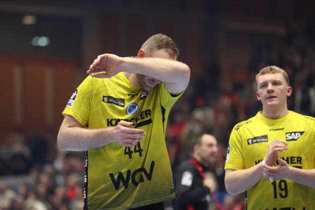 26.12.2025, xtgx, MT Melsungen - TVB Stuttgart v.l. Lenny Rubin (Stuttgart, 44) enttaeuscht, schaut enttaeuscht, niedergeschlagen, disappointed Kassel