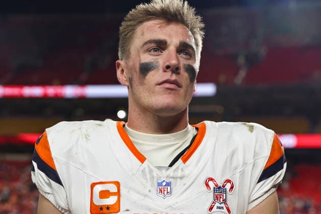 KANSAS CITY, MO - DECEMBER 25: Denver Broncos quarterback Bo Nix (10) after a Christmas Day NFL, American Football Herren, USA game between the Denver Broncos and Kansas City Chiefs on December 25, 2025 at GEHA Field at Arrowhead Stadium in Kansas City, MO. (Photo by Scott Winters Icon Sportswire) NFL: DEC 25 Broncos at Chiefs EDITORIAL USE ONLY Icon2512251473