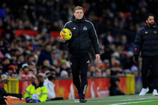 Manchester United, ManU v Newcastle United, Premier League Eddie Howe the Newcastle United Manager during the Premier League match between Manchester United and Newcastle United at Old Trafford, Manchester, UK on 26 December 2025. Manchester Old Trafford Greater Manchester UK Editorial use only DataCo restrictions apply See www.football-dataco.com , Copyright: xConorxMolloyx PSI-23465-0051