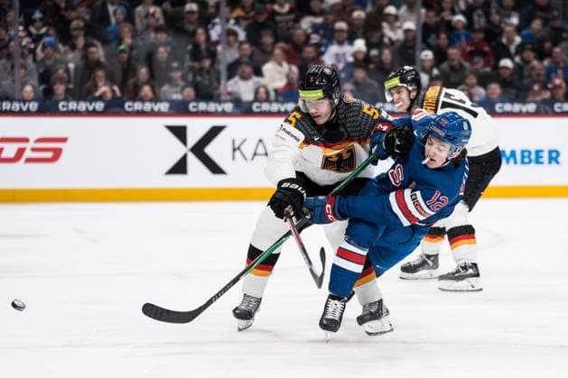 Sport Themen der Woche KW52 251226 Fabio Kose of Germany and Will Zellers of USA during the 2026 IIHF World Junior Championship game between Germany and USA on December 26, 2025 in Saint Paul. Photo: Joel Marklund BILDBYRAN kod JM JM0761 bbeng ishockey Ice hockey, Eishockey jvm junior-vm u20 2026 iihf world junior championship world juniors tyskland germany usa united statestyskland germany *** 251226 Fabio Kose of Germany and Will Zellers of USA during the 2026 IIHF World Junior Championship game between Germany and USA on December 26, 2025 in Saint Paul Photo Joel Marklund BILDBYRAN kod JM JM0761 bbeng ishockey ice hockey jvm junior vm u20 2026 iihf world junior championship world juniors deutschland germany usa united statestyskland germany  Copyright: JOELxMARKLUND BB251226JM089