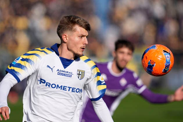 Adrian Dawid Benedyczak (Parma Calcio) in action, Serie A, Parma Calcio 1913 v ACF Fiorentina, Ennio Tardini Stadium, December 27, 2025, Parma, Italy.