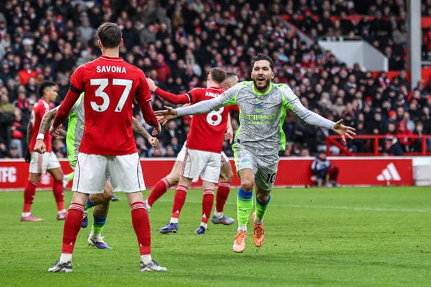 Premier League Nottingham Forest v Manchester City Rayan Cherki of Manchester City celebrates his goal to make it 1-2 during the Premier League match Nottingham Forest vs Manchester City at City Ground, Nottingham, United Kingdom, 27th December 2025 (Photo by Alfie Cosgrove News Images) Nottingham City Ground Nottinghamshire United Kingdom Copyright: xAlfiexCosgrove NewsxImagesx