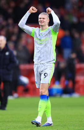 Nottingham, England, 27th December 2025. Erling Haaland of Manchester City celebrates the win during the Nottingham Forest vs Manchester City Premier League match at the City Ground, Nottingham. Picture credit should read: Jessica Hornby Sportimage EDITORIAL USE ONLY. No use with unauthorised audio, video, data, fixture lists, club league logos or live services. Online in-match use limited to 120 images, no video emulation. No use in betting, games or single club league player publications. SPI_088_JH_Forest_ManC SPI-4395-0093