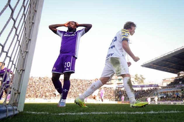 Fiorentina s Moise Kean reacts after missing a scoring chance during the Serie A soccer match between Parma and Fiorentina at Ennio Tardini Stadium in Parma, North Italy, Saturday, December 27, 2025. Soccer  Copyright: xMassimoxPaolone LaPressex