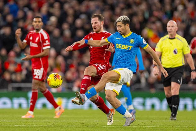 Football - FA Premier League - Liverpool FC v Wolverhampton Wanderers FC LIVERPOOL, ENGLAND - Saturday, December 27, 2025: (L-R) Liverpool s Alexis Mac Allister is challenged by Wolverhampton Wanderers AndrÃ Trindade da Costa Neto during the FA Premier League match between Liverpool FC and Wolverhampton Wanderers FC at Anfield. (Photo by David Rawcliffe Propaganda) LIVERPOOL Anfield MERSEYSIDE ENGLAND  Copyright: xDavidxRawcliffex P2025-12-27-Liverpool_Wolves-85