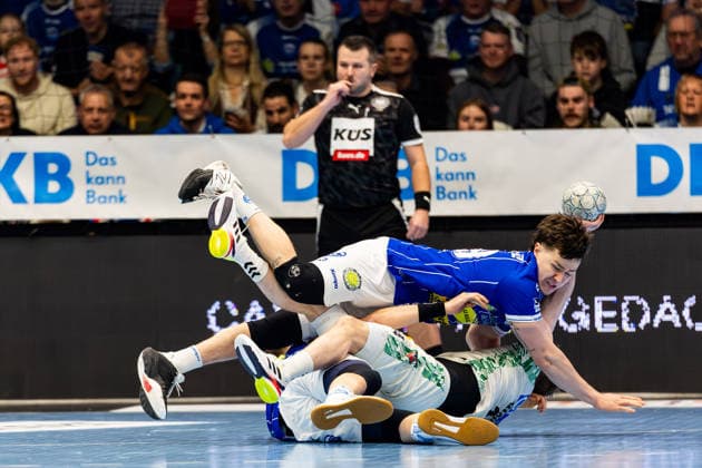 27.12.2025, GER, Handball, Maenner, Saison 25 26, Daikin 1.Bl, 19.Spieltag, ThSV Eisenach - SC Magdeburg Tillman Leu (ThSV Eisenach,99) 99817 Eisenach Werner-Assmann-Halle Am Sportp Thueringen Deutschland