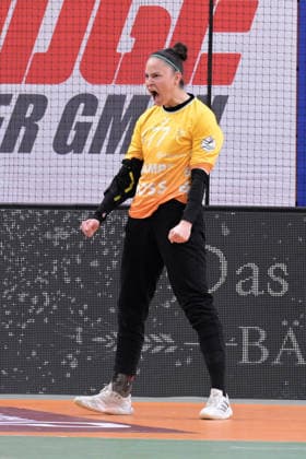 Sara Suba (TusSies Metzingen, 77) im Tor Jubel nach Parade TusSies Metzingen vs. Union Neckarsulm, Handball, Alsco HBF, 9.Ligaspieltag, Saison 2025 2026, 27.12.2025 TusSies Metzingen vs. Sport-Union Neckarsulm, Handball, Alsco HBF, 9.Ligaspieltag, Saison 2025 2026, 27.12.2025 Tuebingen Copyright: xEibner-Pressefoto TobiasxBaurx EP_TBR