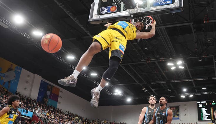 Ludwigsburg , easyCredit Basketball Bundesliga MHP Riesen Ludwigsburg vs. Science City Jena , Keeshawn Kellman ( Riesen )