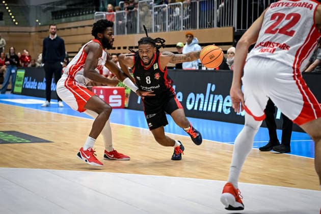 Barmer 2. Basketball Bundesliga ProA: Rheinstars Köln vs. Bayer Giants Leverkusen, 27.12.2025 Kobe Langley (Bayer Giants Leverkusen 8), Barmer 2. Basketball Bundesliga ProA: Rheinstars Köln vs. Bayer Giants Leverkusen am 27.12.2025 in der Castello Düsseldorf in Düsseldorf (Nordrhein-Westfalen) Copyright: xBEAUTIFULxSPORTS Mueller-Laschetx