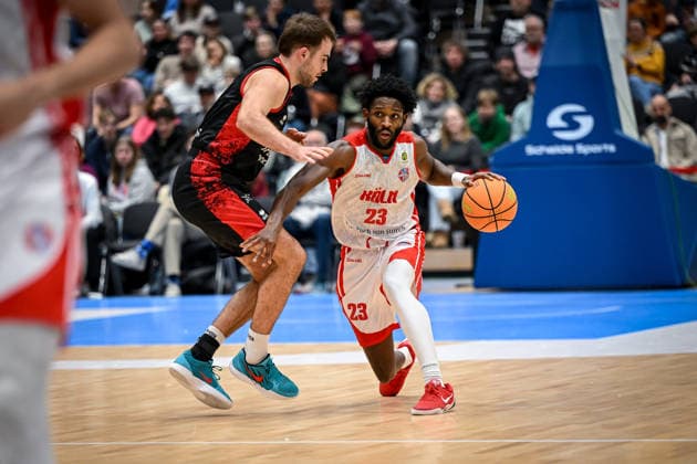Barmer 2. Basketball Bundesliga ProA: Rheinstars Köln vs. Bayer Giants Leverkusen, 27.12.2025 Michael Jordan Miller (RheinStarsKöln 23), Barmer 2. Basketball Bundesliga ProA: Rheinstars Köln vs. Bayer Giants Leverkusen am 27.12.2025 in der Castello Düsseldorf in Düsseldorf (Nordrhein-Westfalen) Copyright: xBEAUTIFULxSPORTS Mueller-Laschetx