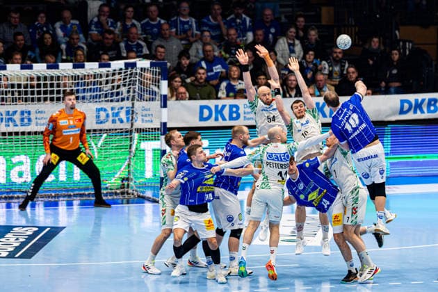 27.12.2025, GER, Handball, Maenner, Saison 25 26, Daikin 1.Bl, 19.Spieltag, ThSV Eisenach - SC Magdeburg Fynn Hangstein (ThSV Eisenach,10) 99817 Eisenach Werner-Assmann-Halle Am Sportp Thueringen Deutschland
