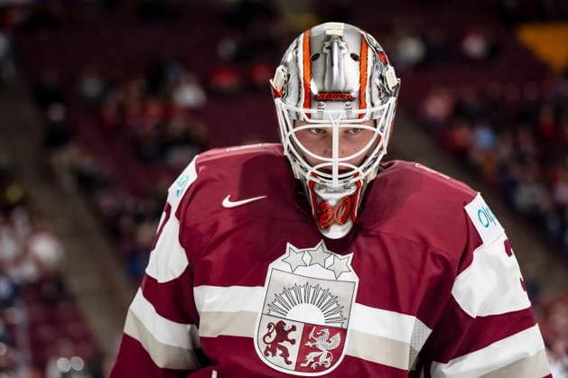December 27, 2025, Minneapolis, Mn, Canada: Latvia goaltender Nils Maurins (30) looks on in a break in play during third period IIHF World Junior Championship hockey action against Canada, in Minneapolis, Saturday, Dec. 27, 2025. Canada News - December 27, 2025  - ZUMAc35_ 20251227_zaf_c35_107 Copyright: xChristopherxKatsarovx