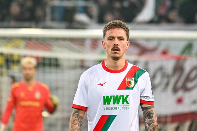 GER, 1. FBL, FC Augsburg vs SV Werder Bremen 20.12.2025, WWK-Arena, Augsburg, GER, 1. FBL, FC Augsburg vs SV Werder Bremen, im Bild Phillip Tietz (FC Augsburg, 21)