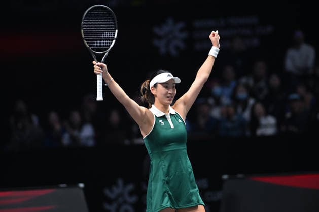 SHENZHEN, CHINA - DECEMBER 27: Wang Xinyu of China reacts in the Women s Singles match against Iga Swiatek of Poland on day 2 of the 2025 World Tennis Continental Cup at Shenzhen Universiade Center on December 27, 2025 in Shenzhen, Guangdong Province of China.  Copyright: xVCGx 111612196387
