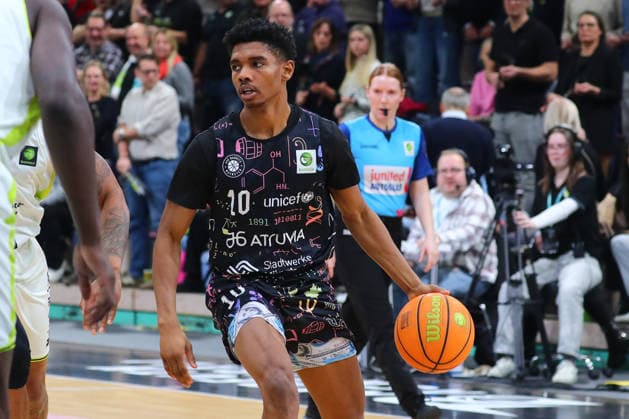 15. Spieltag der Basketball 2. Bundesliga ProA in der Oberfrankenhalle in Bayreuth Saison 2025-2026 BBC Bayreuth gegen Uni Baskets Münster Lamont Jukian Larry (Uni Baskets Münster) -10-