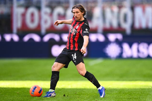 2025-12-28 AC Milan v Hellas Verona FC - Serie A MILAN, ITALY - DECEMBER 28: Luka Modric of AC Milan in action during the Serie A match between AC Milan and Hellas Verona FC at Giuseppe Meazza Stadium on December 28, 2025 in Milan, Italy. (Photo by Alberto Gandolfo BSR Agency) Milan Italy Content not available for redistribution in The Netherlands directly or indirectly through any third parties. Copyright: xBSRxAgencyx