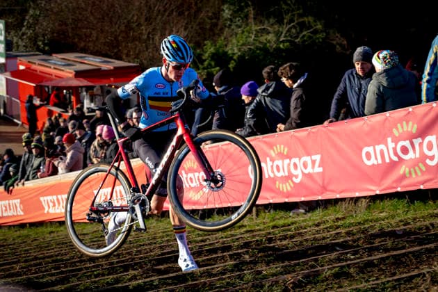 Sil de Brauwere during the UCI Cyclo-cross World Cup 2025 men u23 in DENDERMONDE, Belgium on 28 december 2025, (photo by Marcel van Dorst EYE4images DeFodi Images) -