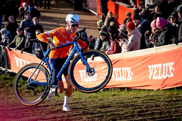 Sil de Brauwere during the UCI Cyclo-cross World Cup 2025 men u23 in DENDERMONDE, Belgium on 28 december 2025, (photo by Marcel van Dorst EYE4images DeFodi Images) -