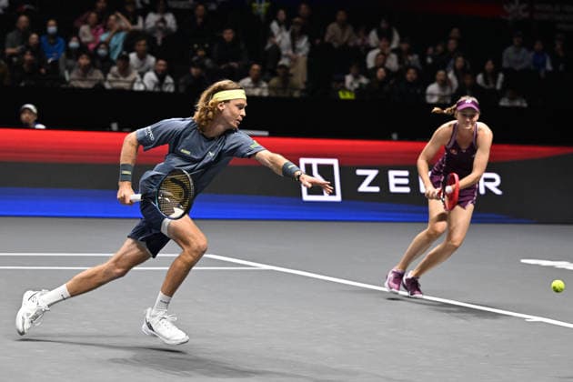 SHENZHEN, CHINA - DECEMBER 28: Elena Rybakina of Kazakhstan and Andrey Rublev return a shot in the Mixed Doubles match against Iga Swiatek of Poland and Valentin Vacherot of Monaco on day 3 of the 2025 World Tennis Continental Cup at Shenzhen Universiade Center on December 28, 2025 in Shenzhen, Guangdong Province of China.  Copyright: xVCGx 111612347930