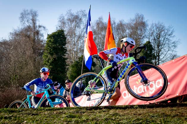 Lucinda Brand BALOISE GLOWI LIONS during the UCI Cyclo-cross World Cup 2025 Woman in DENDERMONDE, Belgium on 28 december 2025, (photo by Marcel van Dorst EYE4images DeFodi Images) -