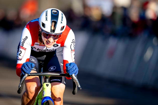 Lucinda Brand BALOISE GLOWI LIONS during the UCI Cyclo-cross World Cup 2025 Woman in DENDERMONDE, Belgium on 28 december 2025, (photo by Marcel van Dorst EYE4images DeFodi Images) -