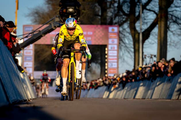 Wout van Aert TEAM VISMA LEASE A BIKE during the UCI Cyclo-cross World Cup 2025 in DENDERMONDE, Belgium on 28 december 2025, (photo by Marcel van Dorst EYE4images DeFodi Images) -