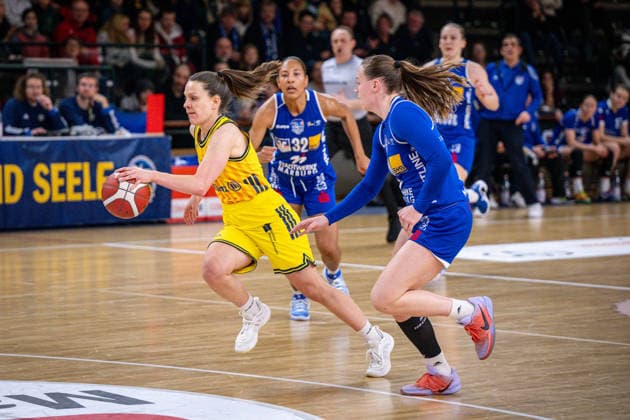 Basketball Berlin 28.12.2025 Saison 2025 2026 DBBL 1. Bundesliga Alba Berlin - BC Pharmaserv Marburg Lena Gohlisch (Alba, No.12)