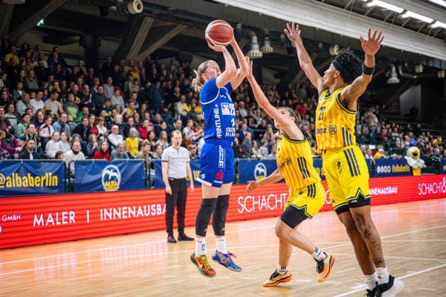 Basketball Berlin 28.12.2025 Saison 2025 2026 DBBL 1. Bundesliga Alba Berlin - BC Pharmaserv Marburg Caitlyn Jones (Marburg, No.25)