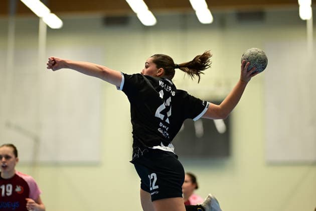 Handball I Frauen I Saison 2025-2026 I 2. HBF I 11. Spieltag I HL Buchholz 08-Rosengarten - HC Leipzig I 28.12.2025 Wurf Lilly Glimm (22, HC Leipzig) Hamburg CU Arena, CU-Arena Niedersachsen Deutschland Copyright: xLobeca FelixxSchlikisx