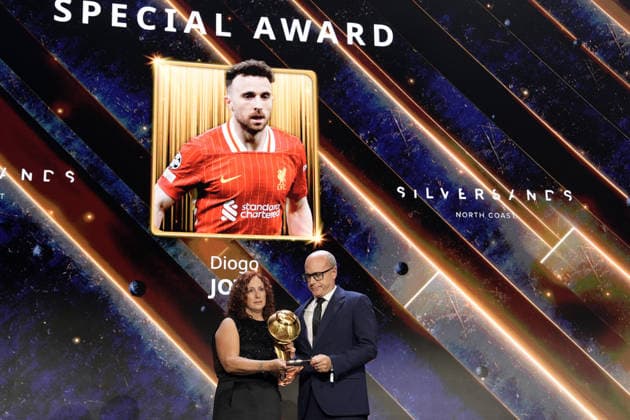 Sport Themen der Woche KW52 Diogo Jota parents receive the special award during the Globe Soccer Awards 2025- 16h edition. in Dubai, UAE - Soccer - December 28, 2025  Copyright: xFabioxFerrari LaPressex