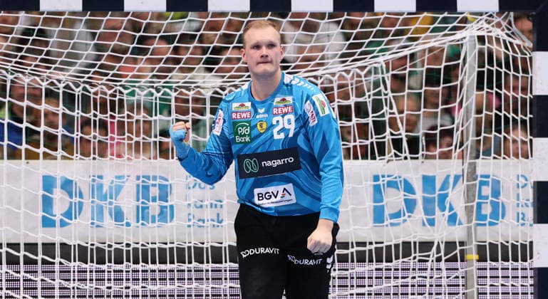 Leipzig, 27.12.2025, Arena Leipzig, Handball, Bundesliga, 19.Spieltag , SC DHfK Leipzig vs. Rhein Neckar Löwen Mannheim 26:30 (16:15) , Im Bild; Torhüter David Späth Spaeth ( 29, RNL) , Nur zur redaktionellen Nutzung. Only editorial use. , DHB HBL regulations prohibit any use of photographs as image sequences and or quasi-video. ,