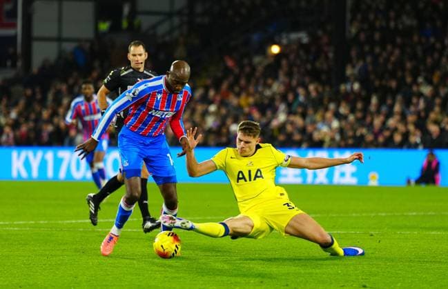 Micky van de Ven of Tottenham Hotspur tackles Jean-Philippe Mateta of Crystal Palace Crystal Palace v Tottenham Hotspur, Premier League, Football, Selhurst Park, London, UK - 28 Dec 2025London Selhurst Park United Kingdom EDITORIAL USE ONLY No use with unauthorised audio, video, data, fixture lists, club league logos or live services. Online in-match use limited to 120 images, no video emulation. No use in betting, games or single club league player publications. Copyright: xJavierxGarcia Shutterstockx 16213167w
