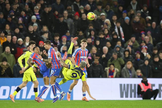 28th December 2025; Selhurst Park, Selhurst, London, England; Premier League Football, Crystal Palace versus Tottenham Hotspur; Richarlison of Tottenham Hotspur overhead kick  IanxStephen