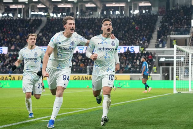 Inter Milan™s Lautaro Martinez celebrates after scoring 0-1 during the Serie A soccer match between Atalanta and Inter at the New Balance Stadium in Bergamo , north Italy - Sunday , December 28 , 2025. - Soccer .  Copyright: xSpada LaPressex