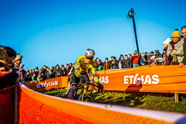 Cyclocross - UCI cyclo-cross World Cup Dendermonde Wout van Aert (BEL Team Visma Lease a Bike) in action during the UCI CYCLO CROSS WORLD CUP round 8 in Dendermonde UCI CYCLO CROSS WORLD CUP Men Elite 2025 2026 (CDM) - Dendermonde Belgium Photo: Stijn Bastens CC Dendermonde Belgium  Copyright: xContentxCurationx StijnxBastensx xCCx