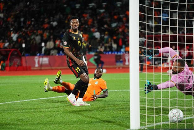 Vakoun Issouf Bayo (CÃ te d Ivoire) shoots on goal during the Africa Cup Of Nations match between Ivory Coast and Cameroon at Marrakesh Stadium on December 28, 2025 in Marrakech, Morocco. (Photo by Thor Wegner DeFodi Images) - *** Vakoun Issouf Bayo Côte d Ivoire shoots on goal during the Africa Cup Of Nations match between Ivory Coast and Cameroon at Marrakesh Stadium on December 28, 2025 in Marrakech, Morocco Photo by Thor Wegner DeFodi Images