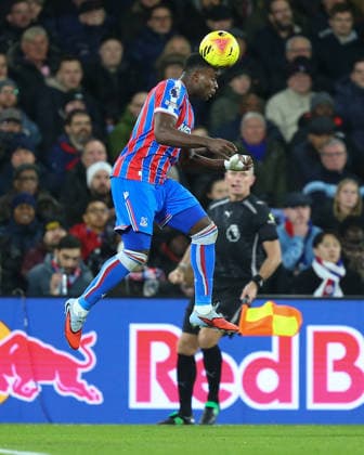 London, England, December 28 2025: Marc Guehi (6 Crystal Palace) wins a header during the Premier League game between Crystal Palace and Tottenham Hotspur at Selhurst Park in London, England. (Photo by Jay Patel Sports Press Photo SPP) Copyright: xJayxPatel SportsxPressxPhoto SPPx Sportspressphoto_SPR77430