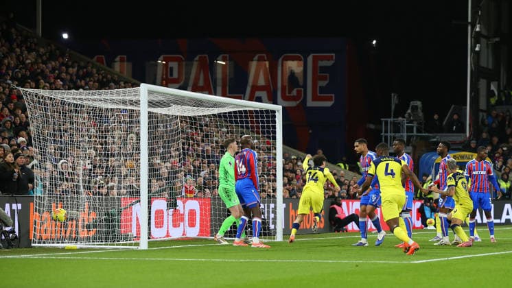London, England, December 28 2025: Archie Gray (14 Tottenham Hotspur) scores via a header during the Premier League game between Crystal Palace and Tottenham Hotspur at Selhurst Park in London, England. (Photo by Jay Patel Sports Press Photo SPP) Copyright: xJayxPatel SportsxPressxPhoto SPPx Sportspressphoto_SPR77443