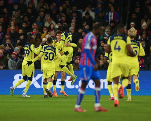 London, England, December 28 2025: Players of Tottenham Hotspur celebrate with goalscorer Archie Gray (14 Tottenham Hotspur) during the Premier League game between Crystal Palace and Tottenham Hotspur at Selhurst Park in London, England. (Photo by Jay Patel Sports Press Photo SPP) Copyright: xJayxPatel SportsxPressxPhoto SPPx Sportspressphoto_SPR77449