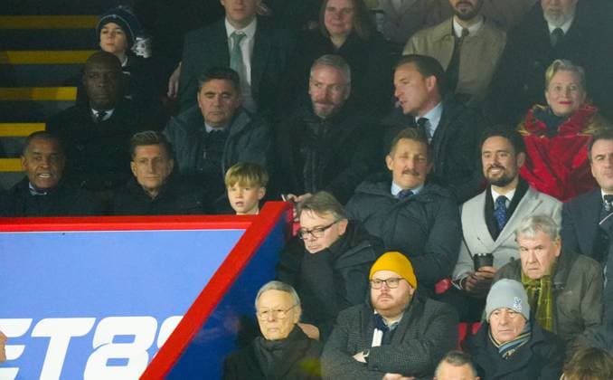 Mark Bright and Steve Parish look on with other Crystal Palace Directors Crystal Palace v Tottenham Hotspur, Premier League, Football, Selhurst Park, London, UK - 28 Dec 2025London Selhurst Park United Kingdom EDITORIAL USE ONLY No use with unauthorised audio, video, data, fixture lists, club league logos or live services. Online in-match use limited to 120 images, no video emulation. No use in betting, games or single club league player publications.  Copyright: xJavierxGarcia Shutterstockx 16213167gy