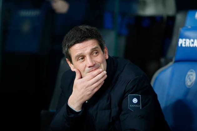 Atalanta BC v FC Internazionale - Serie A Cristian Chivu, head coach of Inter FC, gestures during the Atalanta BC vs Internazionale FC, 17th Serie A Enilive 2025-26 game at New Balance Arena in Bergamo, Italy, on December 28, 2025. Bergamo Italy  Copyright: xDavidexCasentinix originalFilename:casentini-atalanta251228_npLzi.jpg